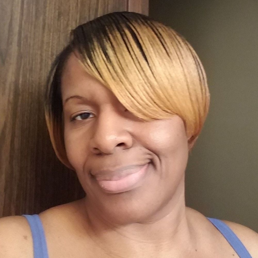 Meet your Posher, Ebonni